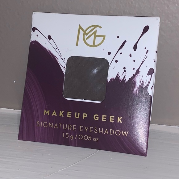 NWT Full Size MAKEUP GEEK Signature Matte Square Eyeshadow “TAKE FOR GRANITE” - Picture 4 of 7